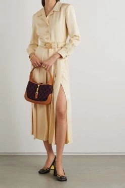 GUCCI Hemdblusenkleid Aus Glänzender Faille Mit Falten Und Gürtel ,Creme -Gucci Verkäufe w920 q60 1004