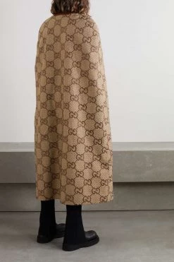 GUCCI Aria Wendbares Cape Aus Canvas Aus Einer Baumwollmischung Mit Jacquard-Muster Und Lederbesätzen ,Camel -Gucci Verkäufe w920 q60 1179