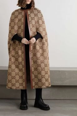GUCCI Aria Wendbares Cape Aus Canvas Aus Einer Baumwollmischung Mit Jacquard-Muster Und Lederbesätzen ,Camel -Gucci Verkäufe w920 q60 1181
