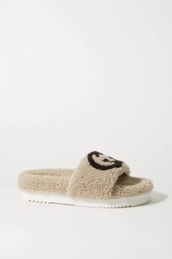 GUCCI Eileen Pantoletten Aus Shearling Mit Logoprint ,Beige