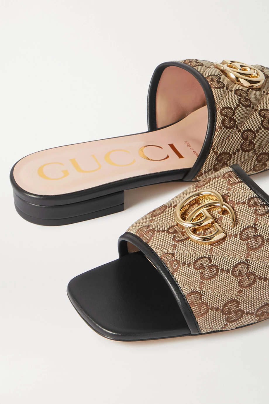 GUCCI Jolie Pantoletten Aus Verziertem Canvas Mit Logomuster Und Lederbesätzen ,Beige 5 GUCCI Jolie Pantoletten Aus Verziertem Canvas Mit Logomuster Und Lederbesätzen ,Beige – Bild 5