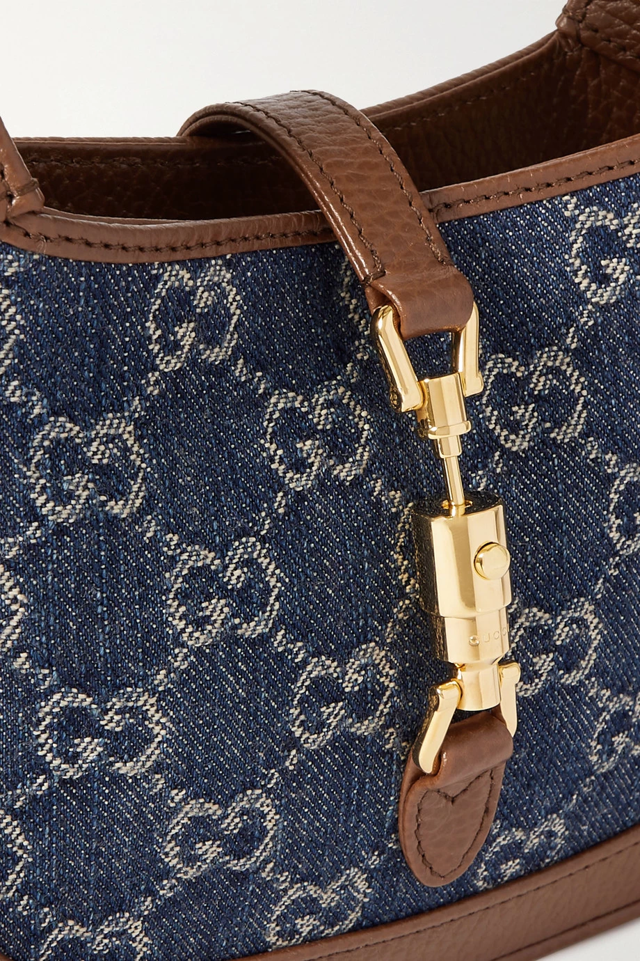 GUCCI Jackie 1961 Mini Schultertasche Aus Bio-Denim Mit Jacquard-Muster Und Lederbesätzen ,Blau 4 GUCCI Jackie 1961 Mini Schultertasche Aus Bio-Denim Mit Jacquard-Muster Und Lederbesätzen ,Blau – Bild 4