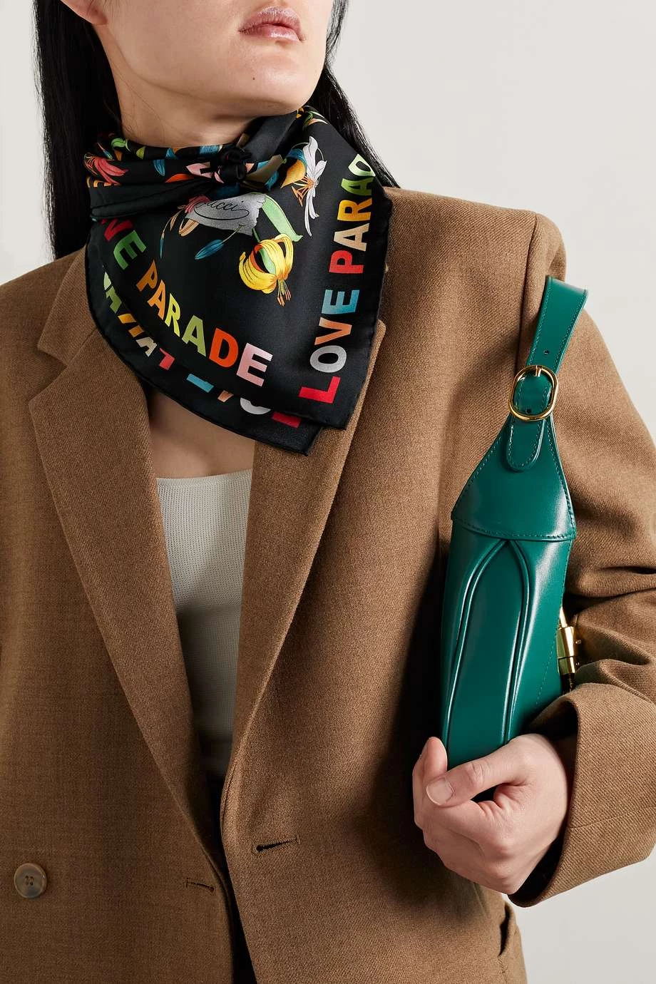 GUCCI Love Parade Tuch Aus Bedrucktem Seiden-Twill ,Schwarz 4 GUCCI Love Parade Tuch Aus Bedrucktem Seiden-Twill ,Schwarz – Bild 4