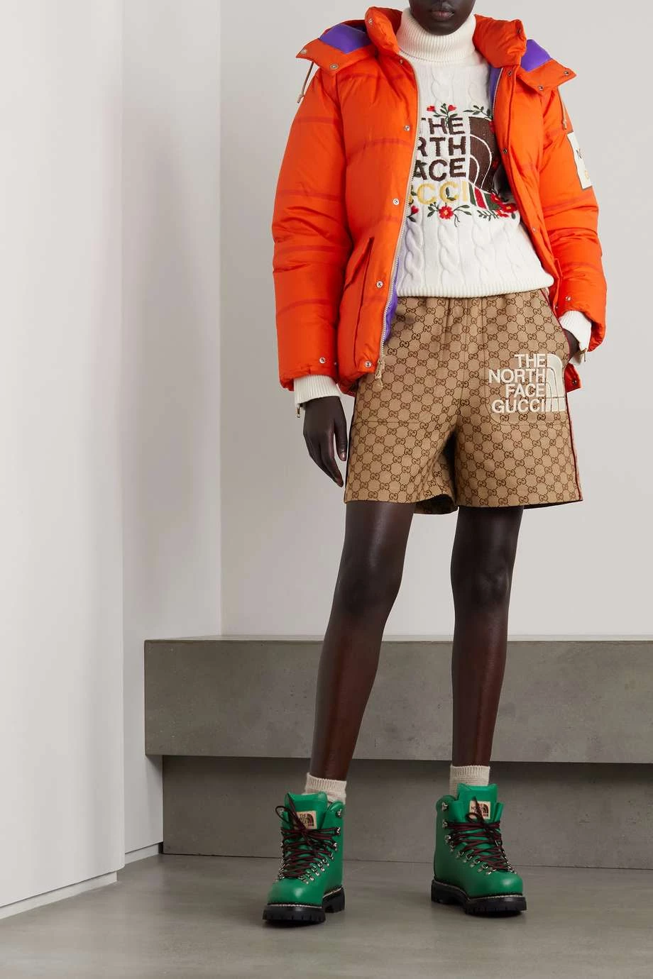 GUCCI + The North Face Rollkragenpullover Aus Wolle In Zopfstrick Mit Stickerei ,Elfenbein 6 GUCCI + The North Face Rollkragenpullover Aus Wolle In Zopfstrick Mit Stickerei ,Elfenbein – Bild 6