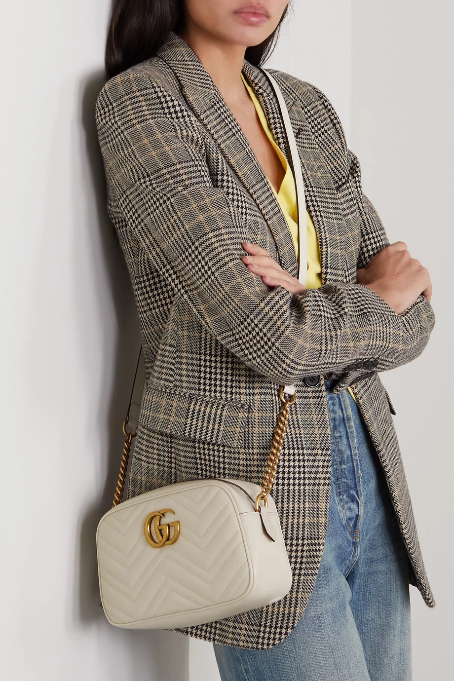 GUCCI GG Marmont Camera Kleine Schultertasche Aus Gestepptem Leder ,Weiß 2 GUCCI GG Marmont Camera Kleine Schultertasche Aus Gestepptem Leder ,Weiß – Bild 2