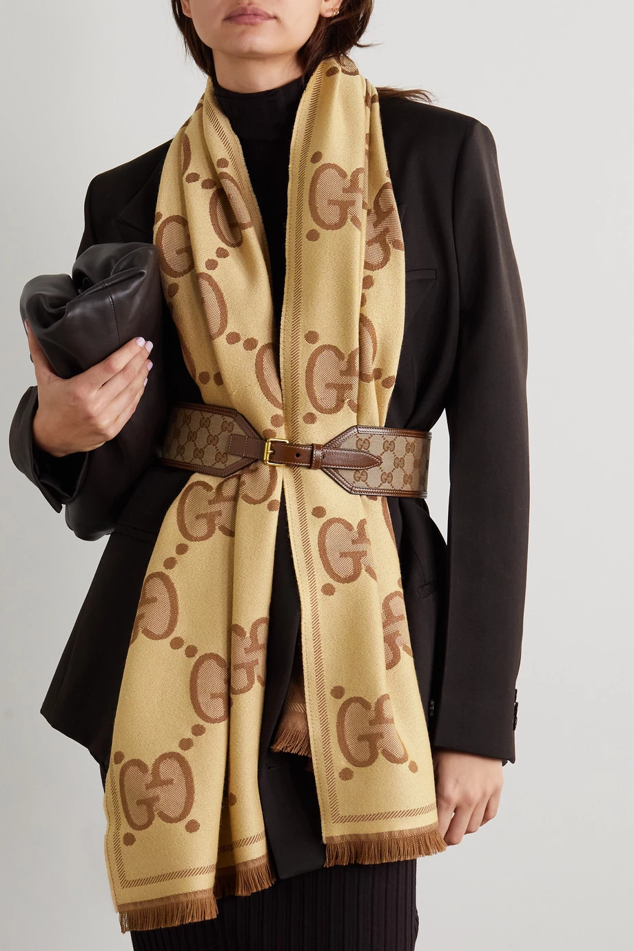 GUCCI Tuch Aus Woll-Jacquard Mit Fransen ,Beige 2 GUCCI Tuch Aus Woll-Jacquard Mit Fransen ,Beige – Bild 2