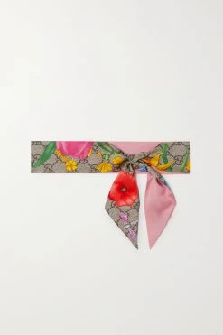 GUCCI Bedrucktes Tuch Aus Seidensatin ,Beige