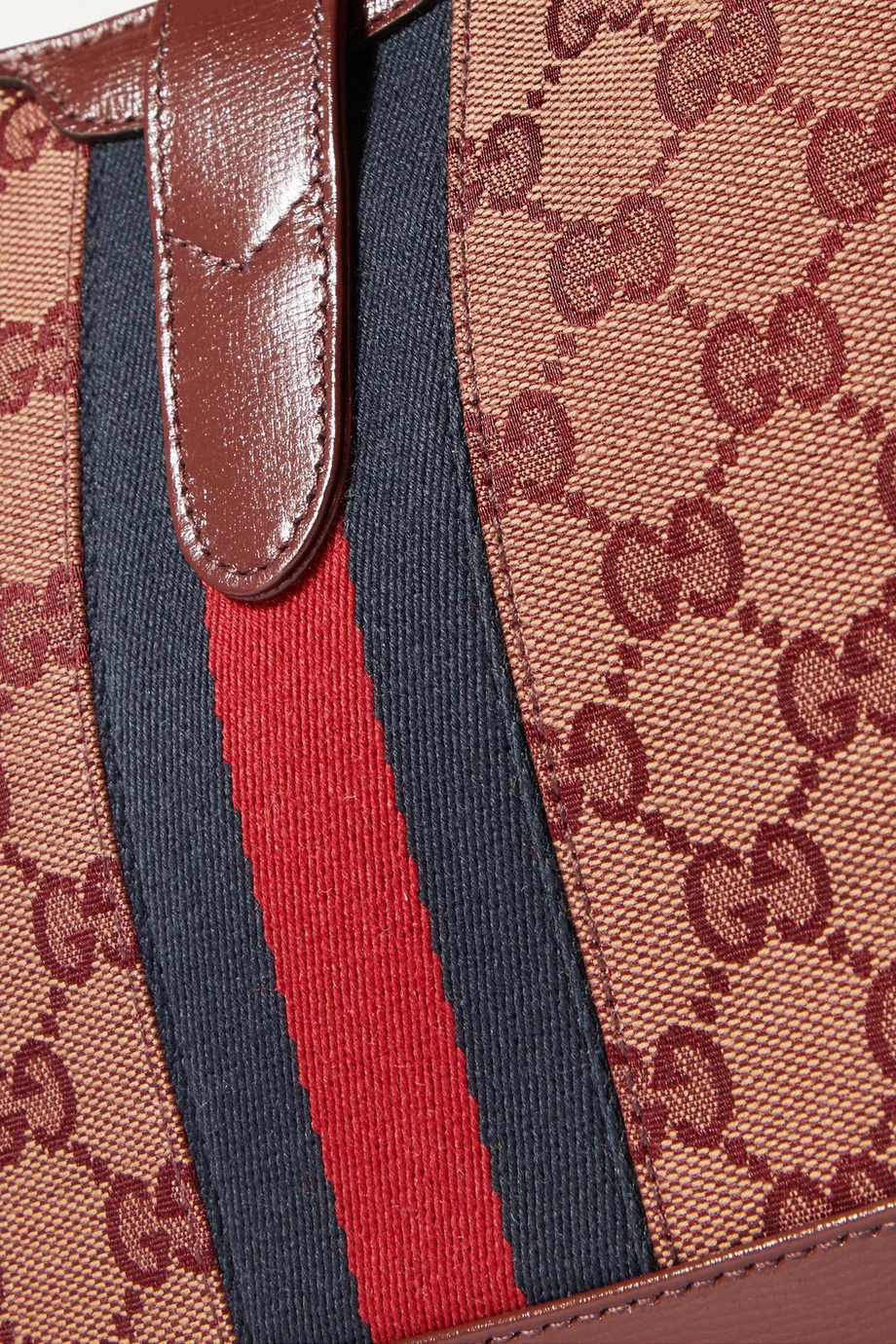 GUCCI Jackie 1961 Kleine Schultertasche Aus Beschichtetem Canvas Und Strukturiertem Leder Mit Webband ,Burgunder 4 GUCCI Jackie 1961 Kleine Schultertasche Aus Beschichtetem Canvas Und Strukturiertem Leder Mit Webband ,Burgunder – Bild 4