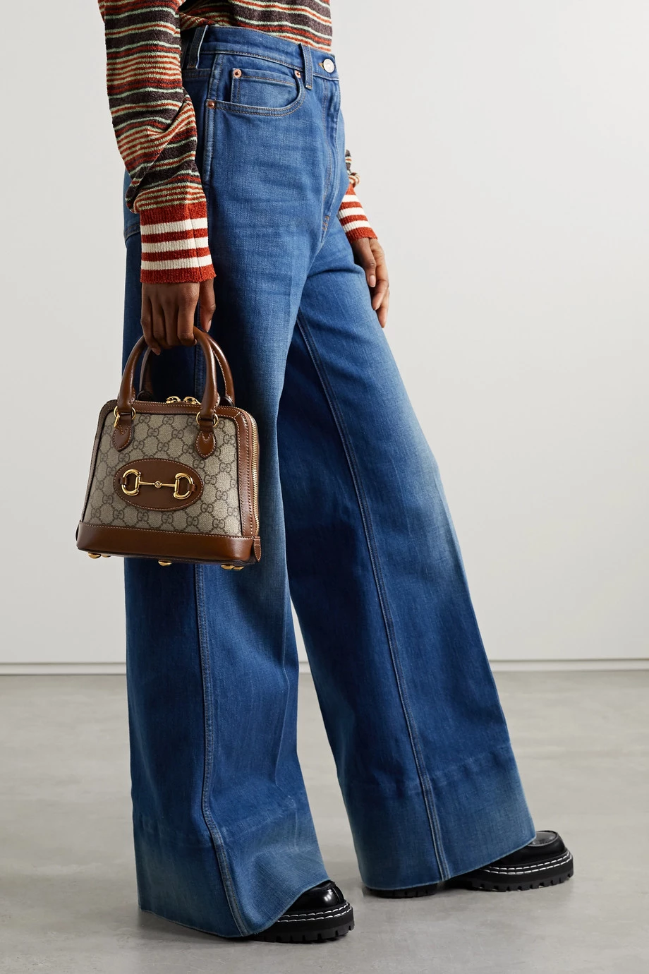 GUCCI Horsebit 1955 Mini Tote Aus Beschichtetem Canvas Mit Print Und Lederbesätzen ,Beige 2 GUCCI Horsebit 1955 Mini Tote Aus Beschichtetem Canvas Mit Print Und Lederbesätzen ,Beige – Bild 2