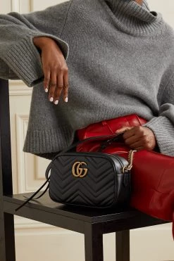 GUCCI GG Marmont Camera Kleine Schultertasche Aus Gestepptem Leder ,Schwarz -Gucci Verkäufe w920 q60 3091