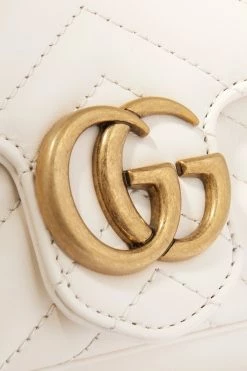 GUCCI GG Marmont Super Mini Schultertasche Aus Gestepptem Leder ,Weiß -Gucci Verkäufe w920 q60 3267