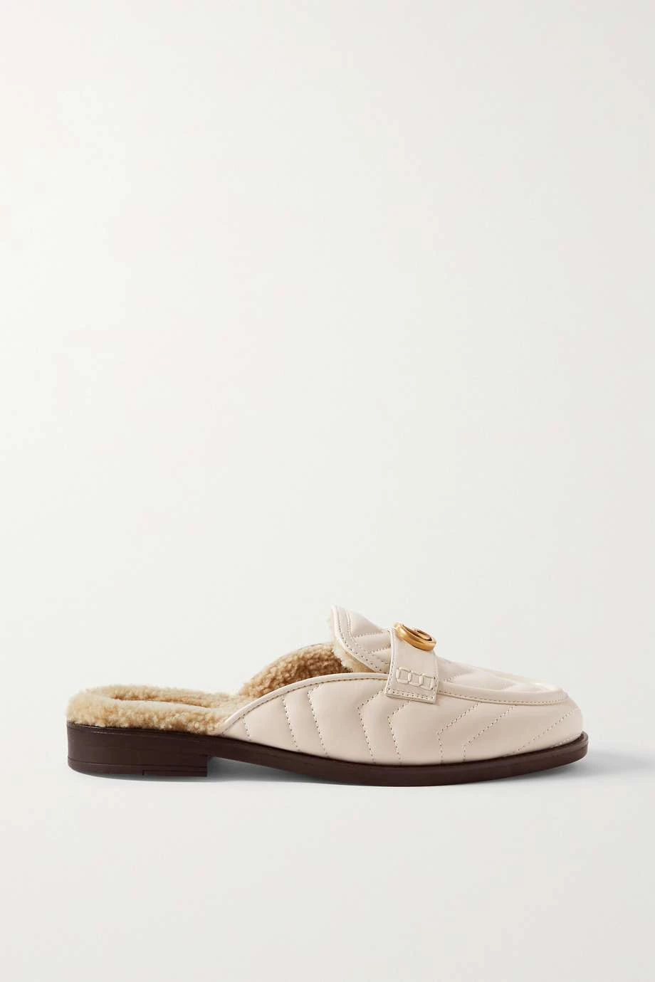 GUCCI Marmont Slippers Aus Gestepptem Leder Mit Shearling-Futter ,Wollweiß 5 GUCCI Marmont Slippers Aus Gestepptem Leder Mit Shearling-Futter ,Wollweiß – Bild 5